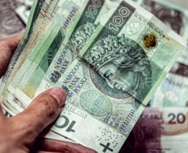 Finansowanie firmy bez tajemnic: jak wybrać między kredytem inwestycyjnym a obrotowym?
