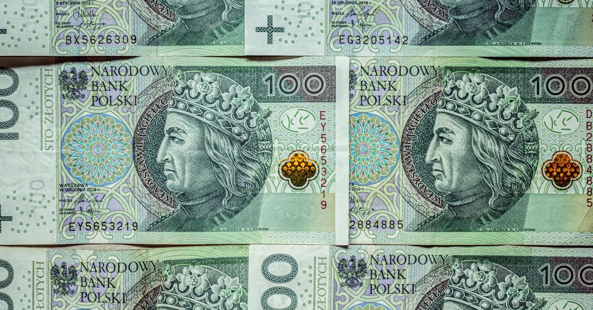 Tani kredyt gotówkowy bez pułapek: na co uważać, by naprawdę zapłacić najmniej